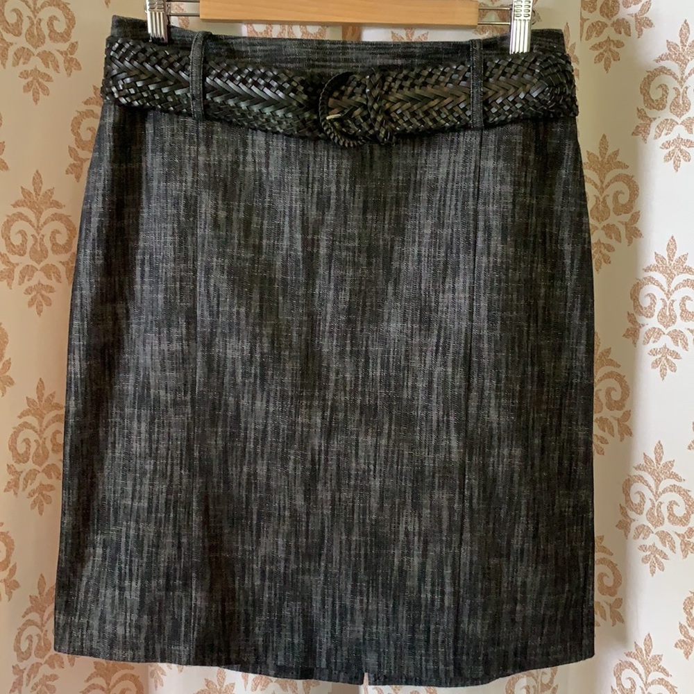 Larry Levine stretch belted pencil skirt 10